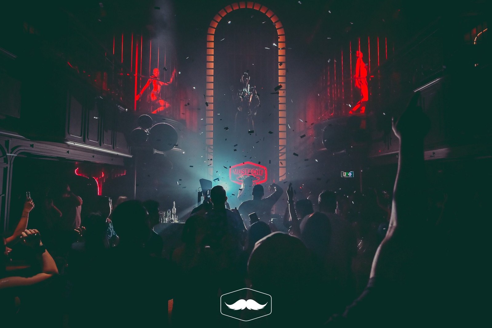 MUSTACHE